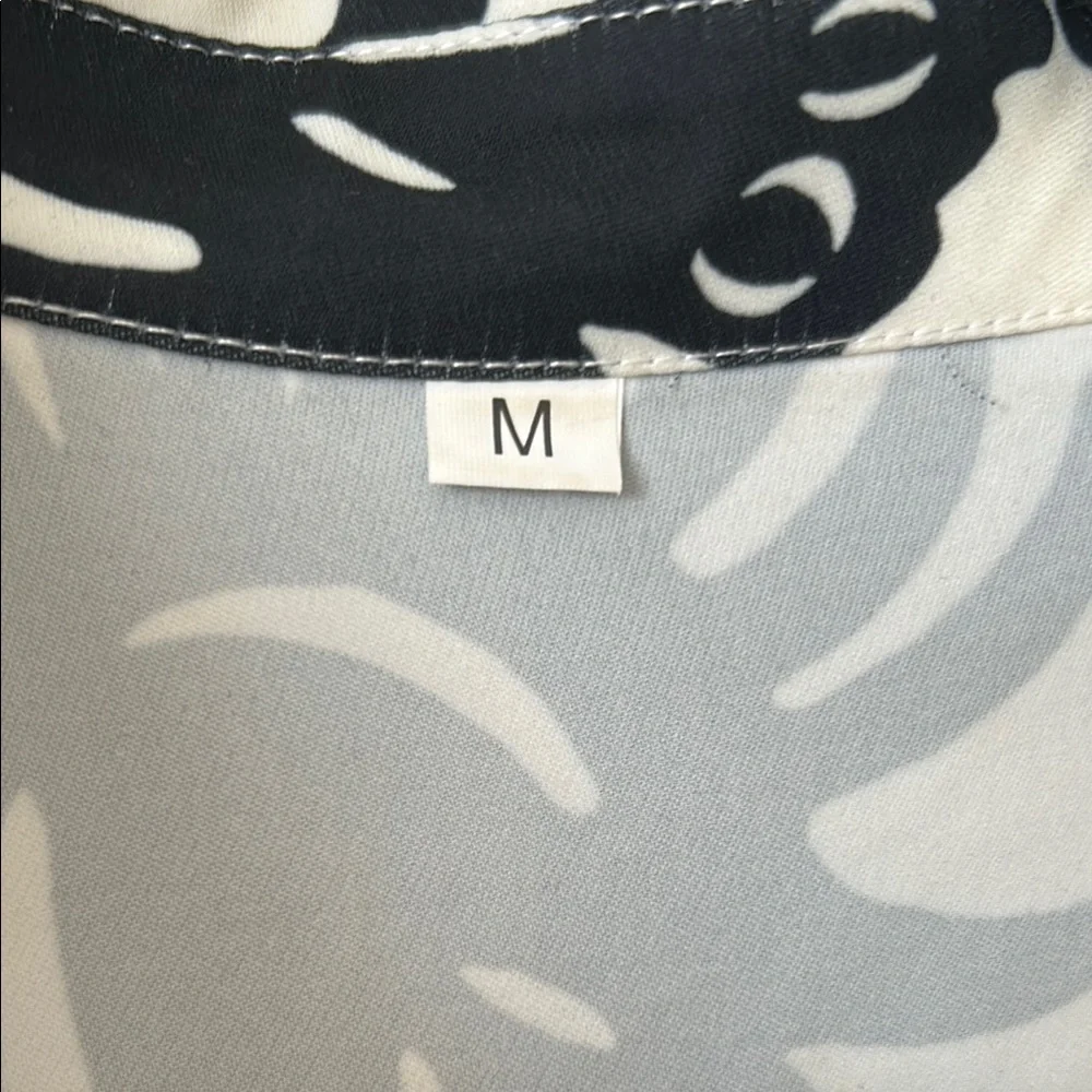 Black and White Floral Dress - Picture 3 of 4